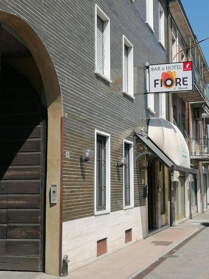 Hotel Fiore & Fiocchi Podenzano Exterior foto
